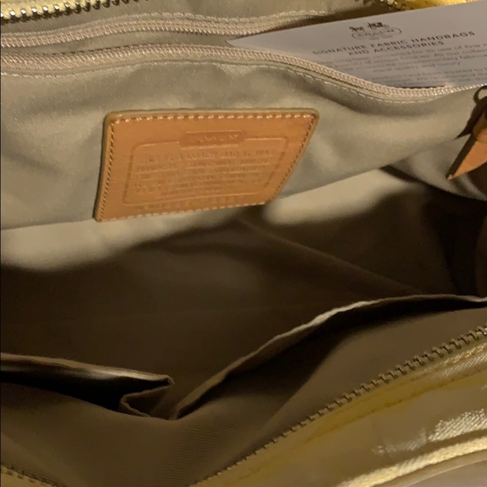 Handbag - Picture 3 of 4